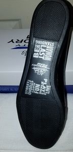Life Stride Shoes - Life Stride velocity flat shoes NWOT Life Stride Shoes - Life Stride velocity flat shoes NWOT